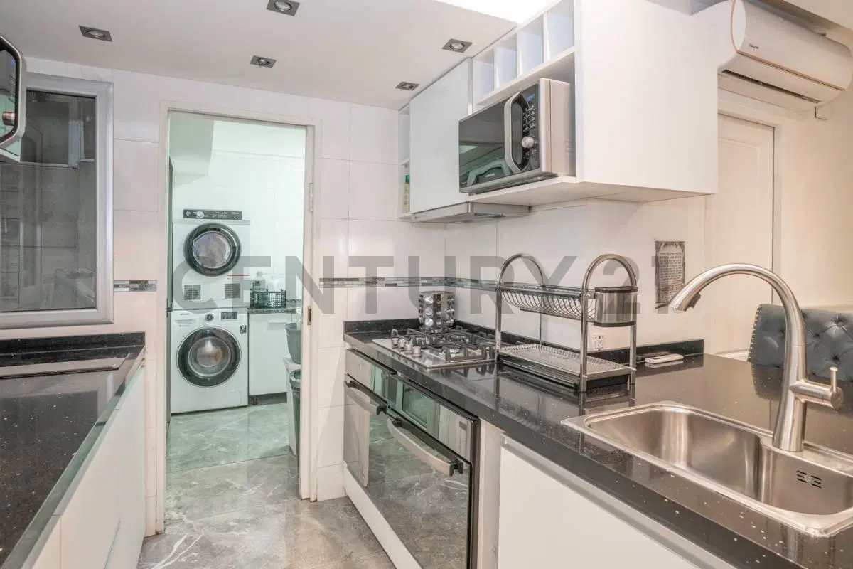 Venta Departamento Barrio Norte 4 Ambientes + Dependencia 115 m2 + Cochera 2