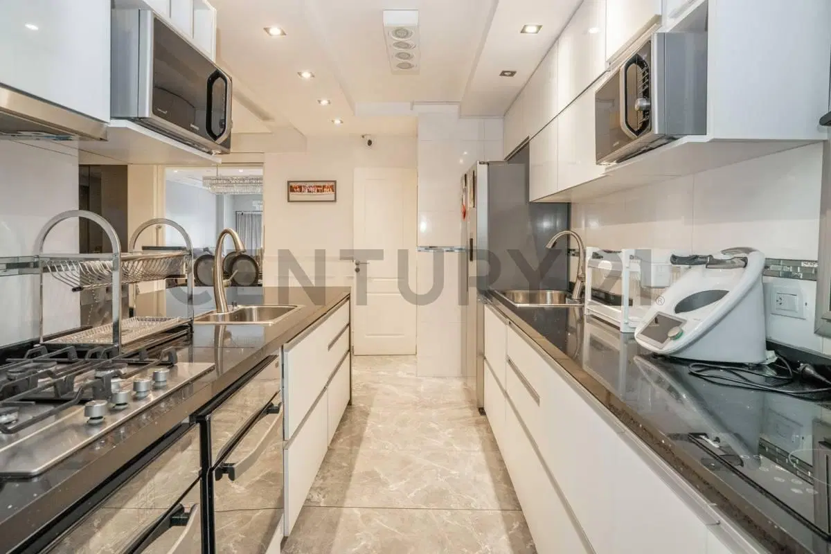 Venta Departamento Barrio Norte 4 Ambientes + Dependencia 115 m2 + Cochera 3