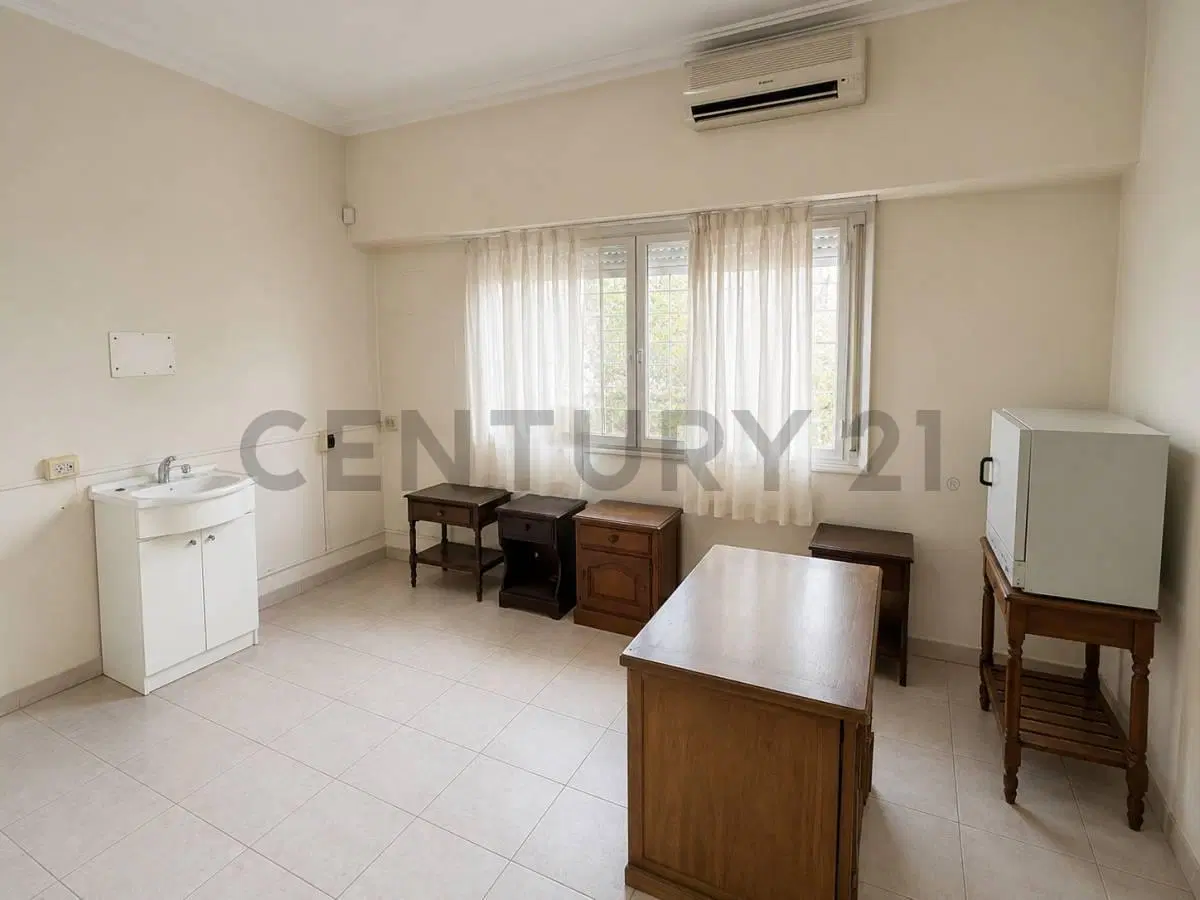 Venta PH 4 Ambientes Hurlingham 120 m2 Frente 5
