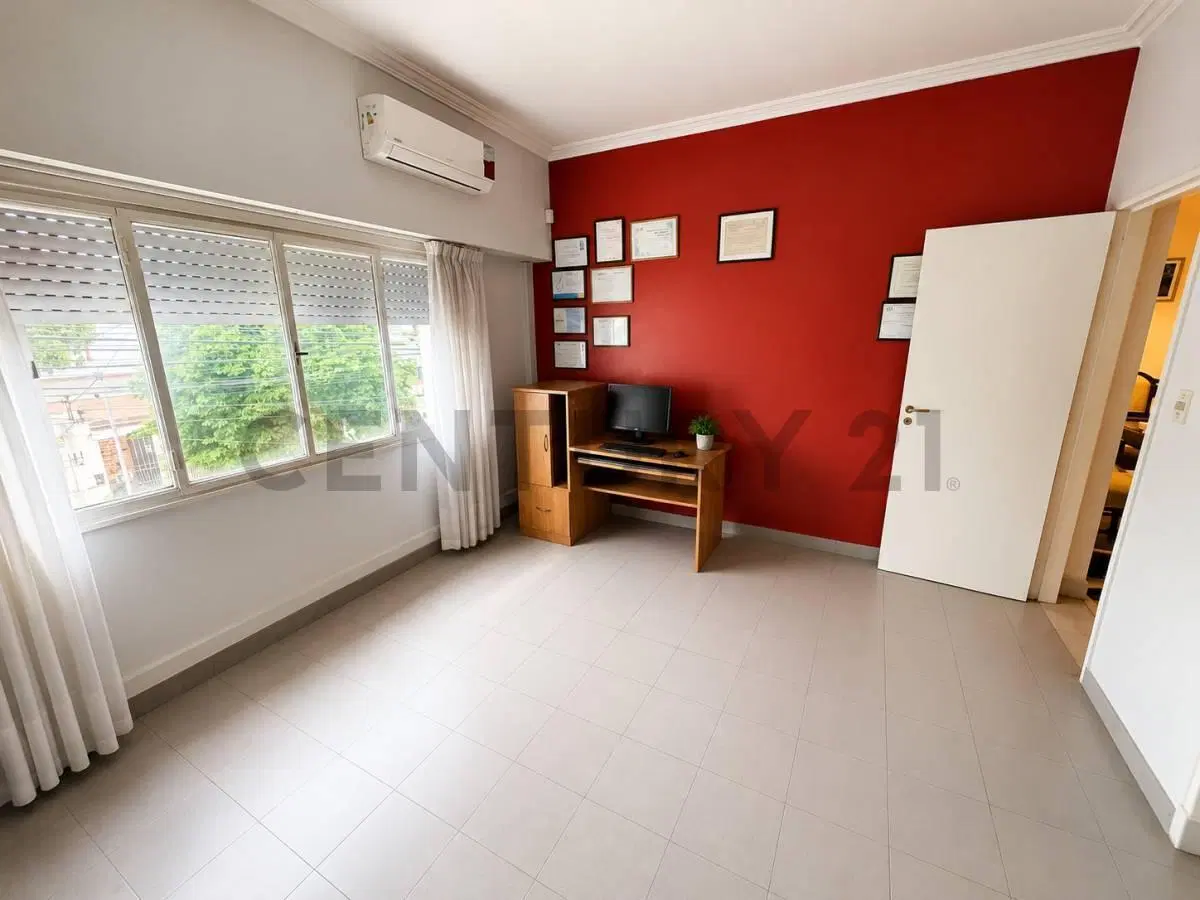 Venta PH 4 Ambientes Hurlingham 120 m2 Frente 3