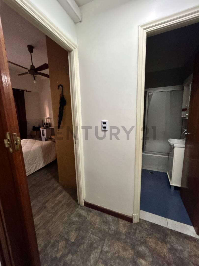 Foto de Venta Departamento 3 ambientes En Parque Rivadavia + Patio y Parrilla, imagen 5