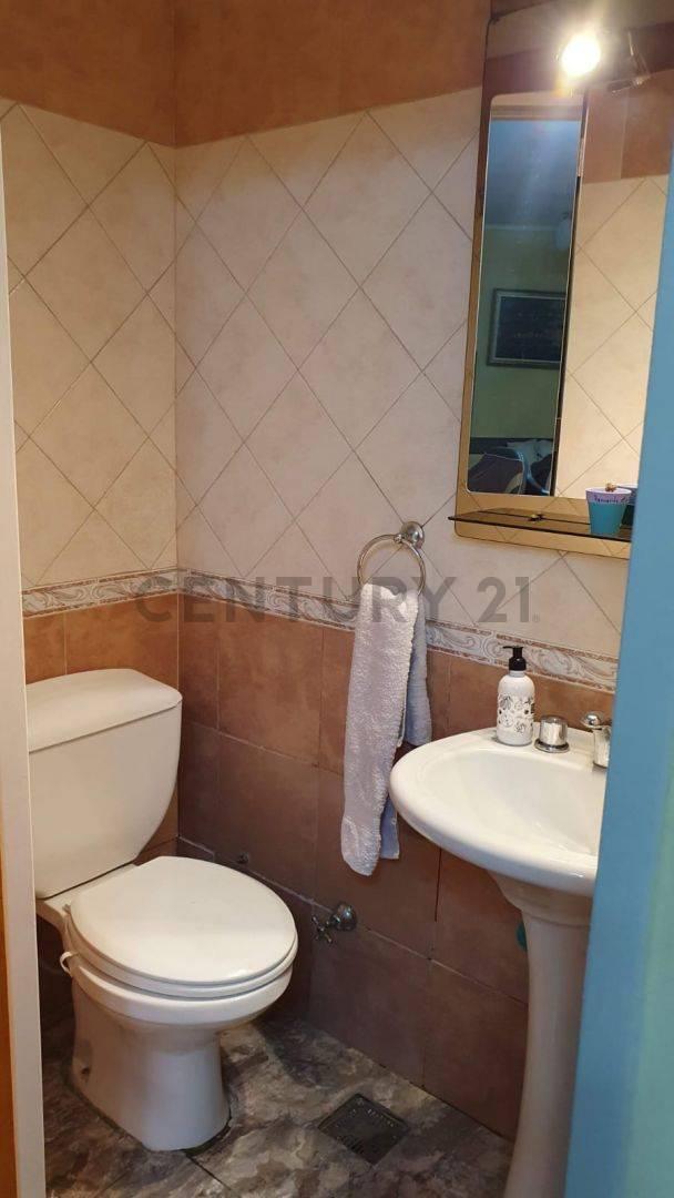 Foto de Venta PH Sin expensas 2 Dormitorios 3 Ambientes Mataderos Patio Parrilla, imagen 1