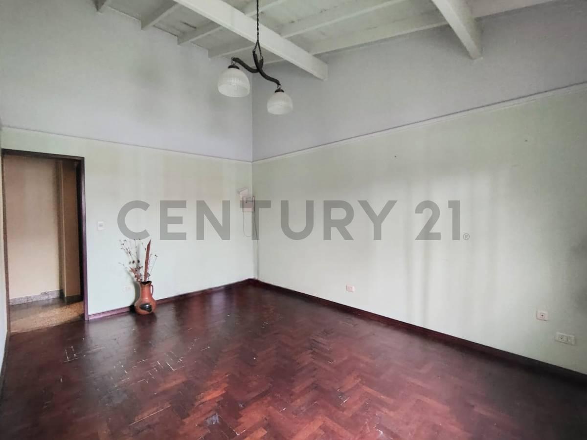 Foto de Venta Casa 4 ambientes San Justo Lote Propio Jardín Patio, imagen 5