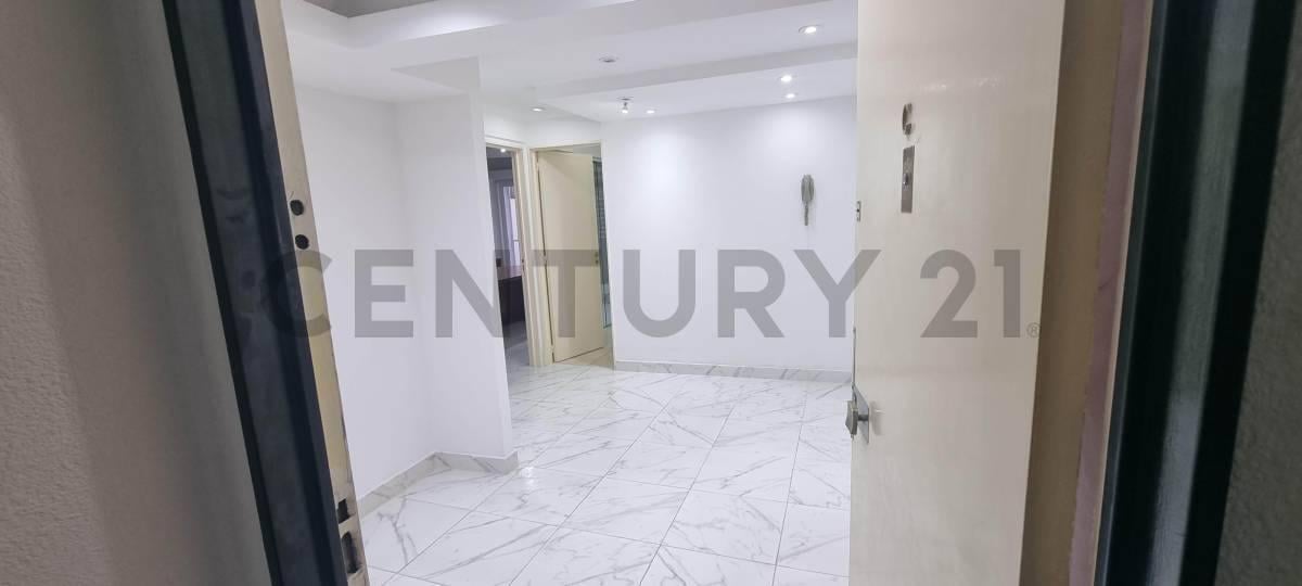 Foto de Alquiler Oficinas 2 o 3 Ambientes Balcón Av. Corrientes San Nicolás, imagen 4