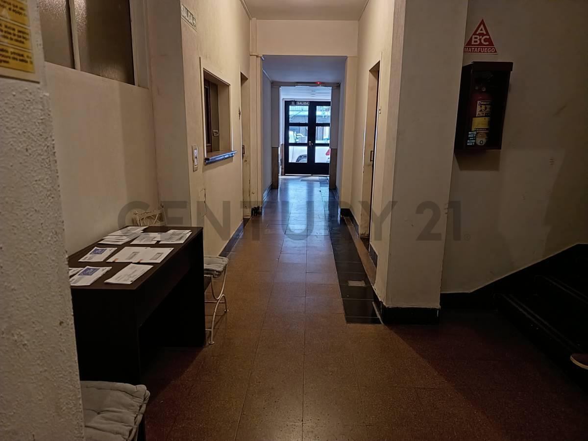 Foto de Venta Departamento 2 Ambientes Palermo Botánico Apto Crédito Frente, imagen 3