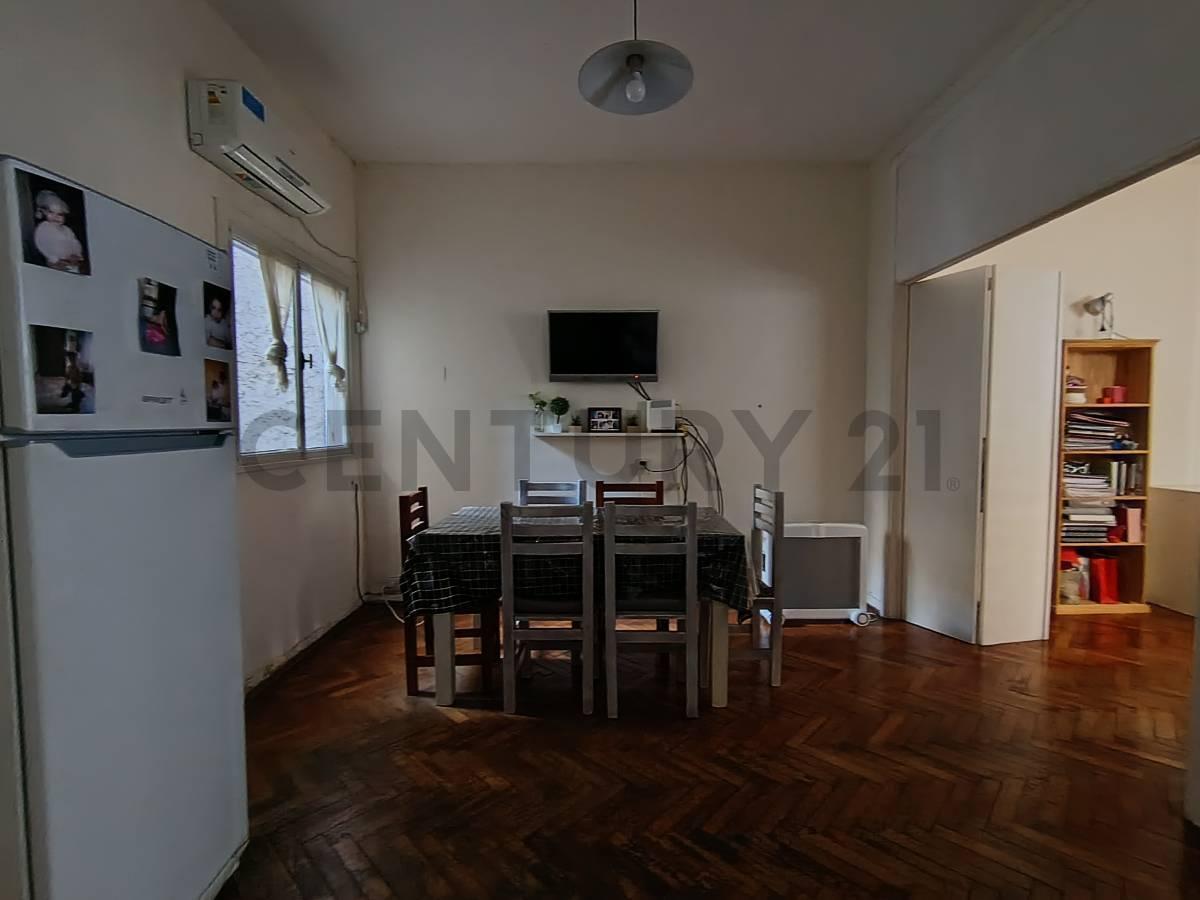 Foto de Venta Departamento 2 Ambientes Palermo Botánico Apto Crédito Frente, imagen 1