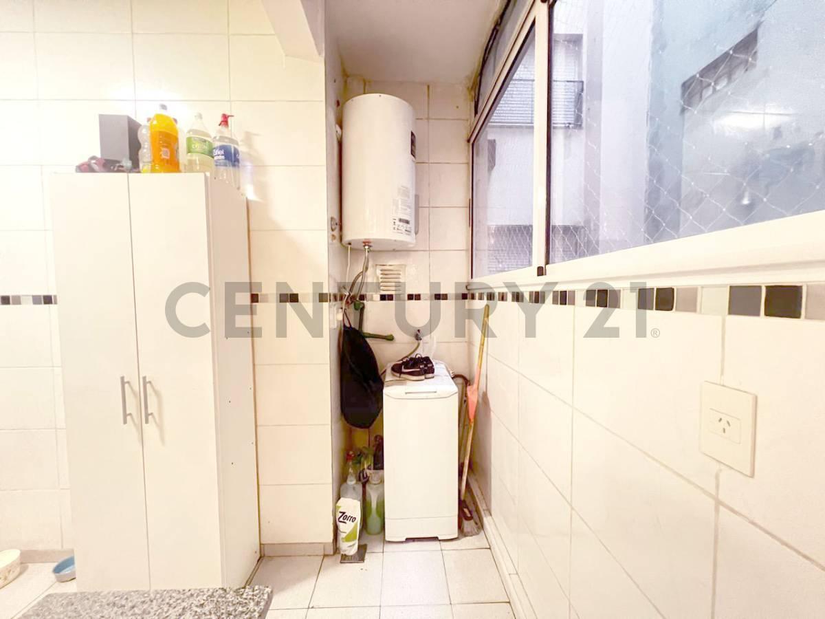 Foto de Venta Departamento Semipiso 3 Ambientes y Medio Recoleta Reciclado, imagen 4