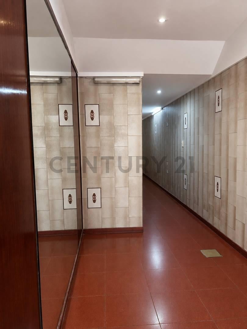 Foto de VENTA 2 AMBIENTES, San Cristóbal - OPORTUNIDAD A RECICLAR!!, imagen 1