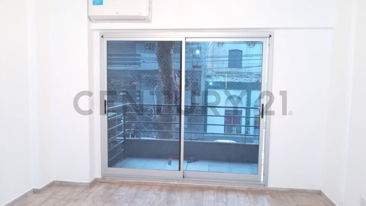 Foto de Alquiler Departamento Monoambiente Frente Balcón Almagro Parrilla, imagen 5