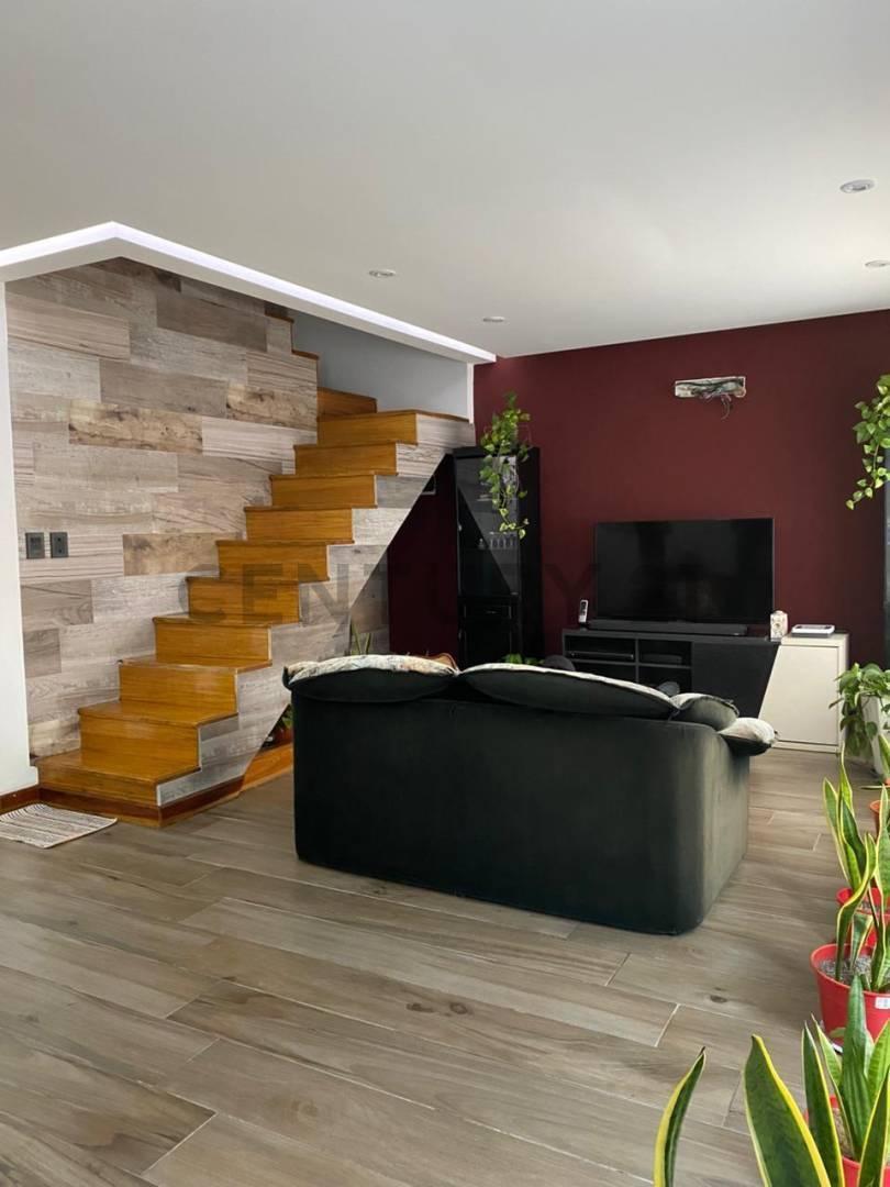 Foto de Venta Casa 5 Ambientes Lomas de Zamora + Pileta Jardín Garage, imagen 3