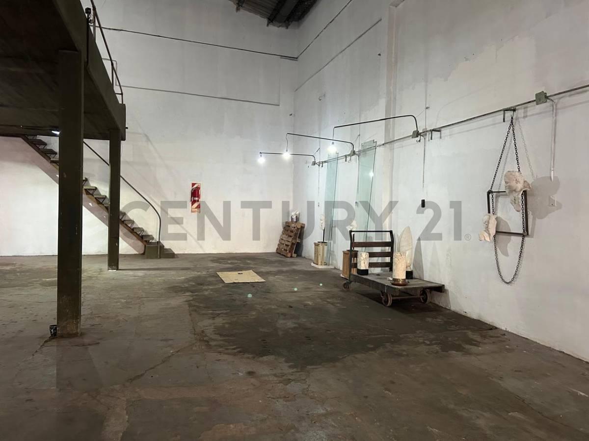 Foto de VENTA DEPOSITO CON VIVIENDA PARQUE PATRICIOS 8.66 x 23, imagen 4