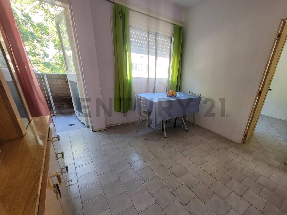 Foto de Venta Departamento 3 ambientes Parque Avellaneda Barrio Cildañez, imagen 2