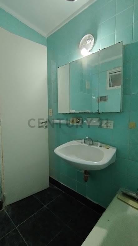 Foto de Venta Departamento 2 ambientes + Baulera - Apto profesional- Almagro, imagen 3
