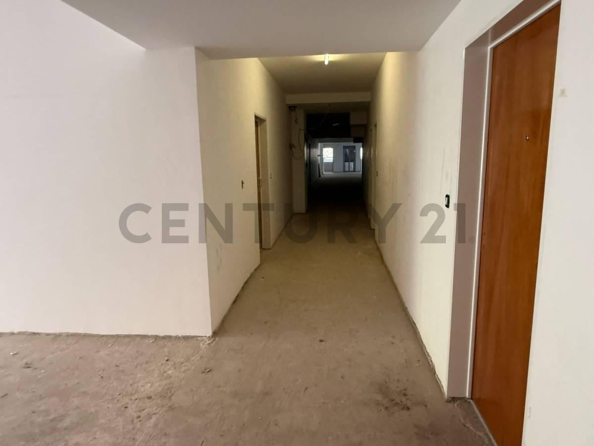 Foto de Venta Departamento MonoAmbiente Canning Main Park, imagen 3