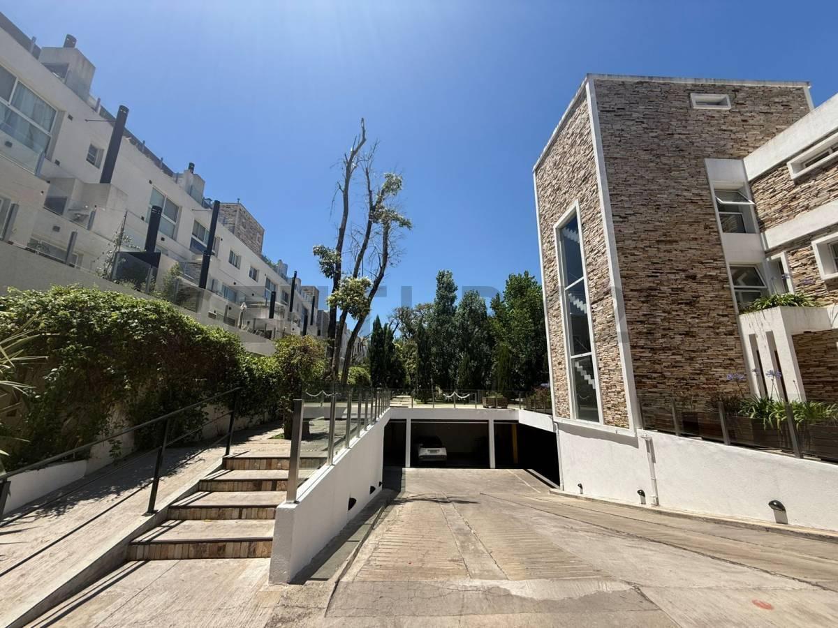 Foto de Venta Departamento MonoAmbiente Canning Main Park, imagen 1