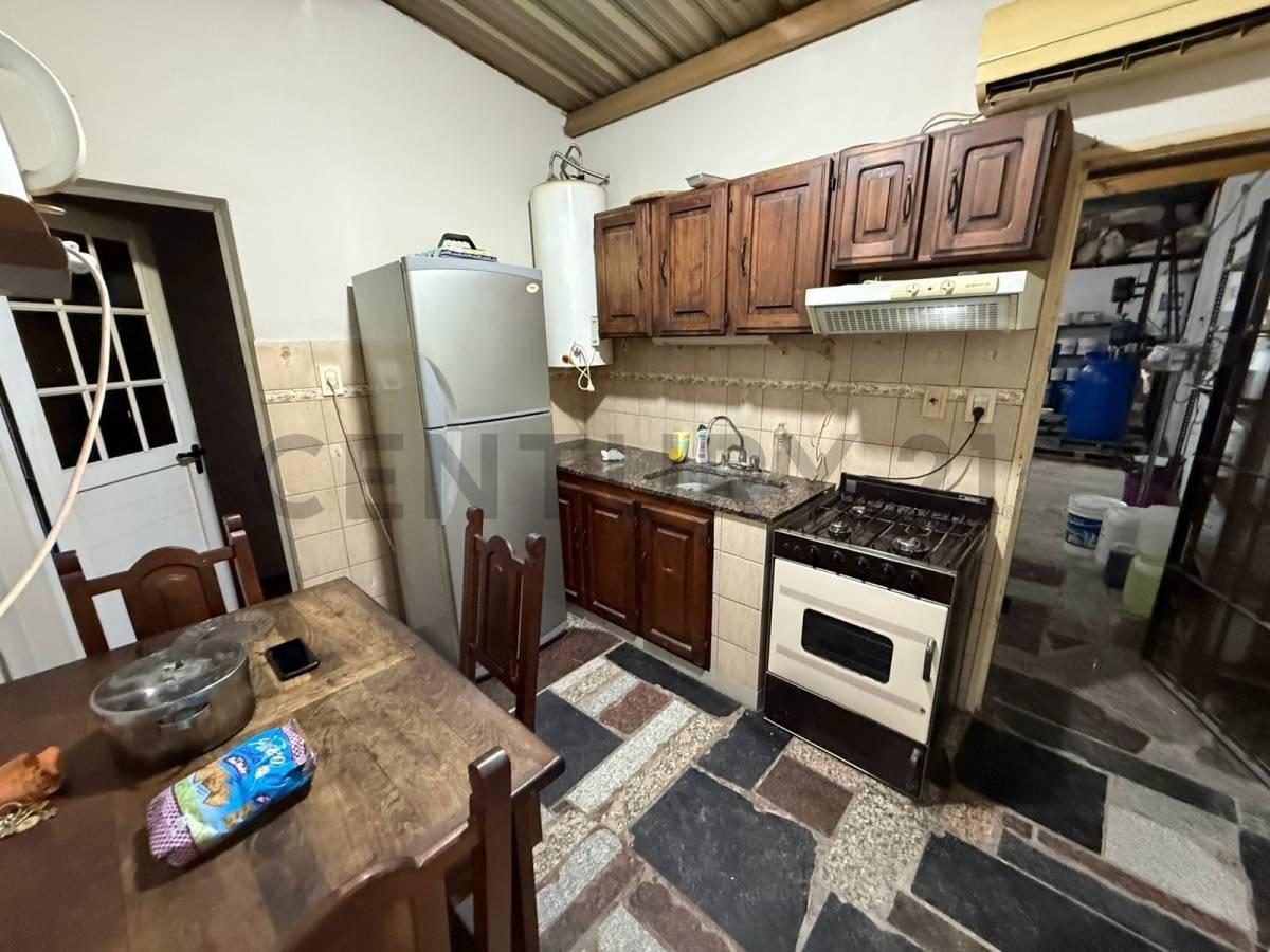 Foto de Venta Galpón + Local + Oficinas Luis Guillón Esteban Echeverria 600 m2, imagen 2