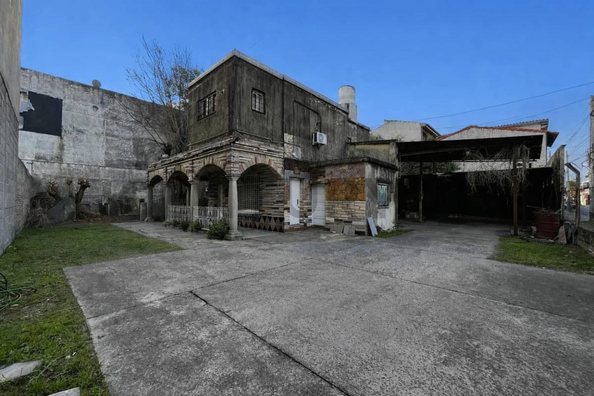 Foto de VENTA GRAN LOTE EN BERNAL OESTE 28x27, imagen 1