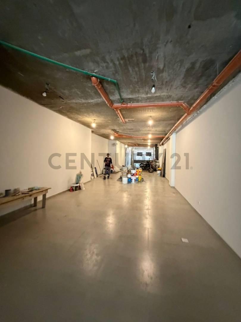 Foto de Venta Local Depósito Comercial Villa del Parque 135 m2 con Renta, imagen 3