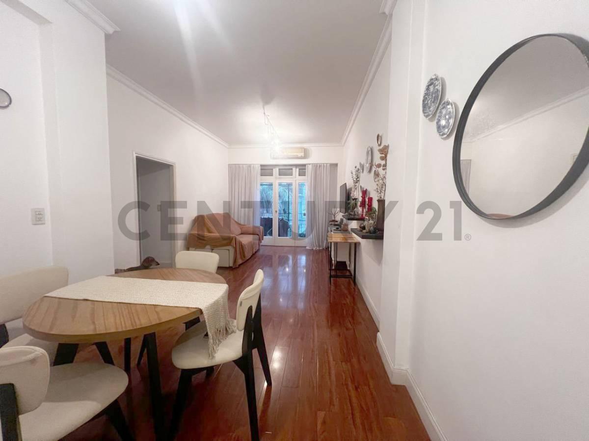 Foto de Venta Departamento Semipiso 3 Ambientes y Medio Recoleta Reciclado, imagen 5