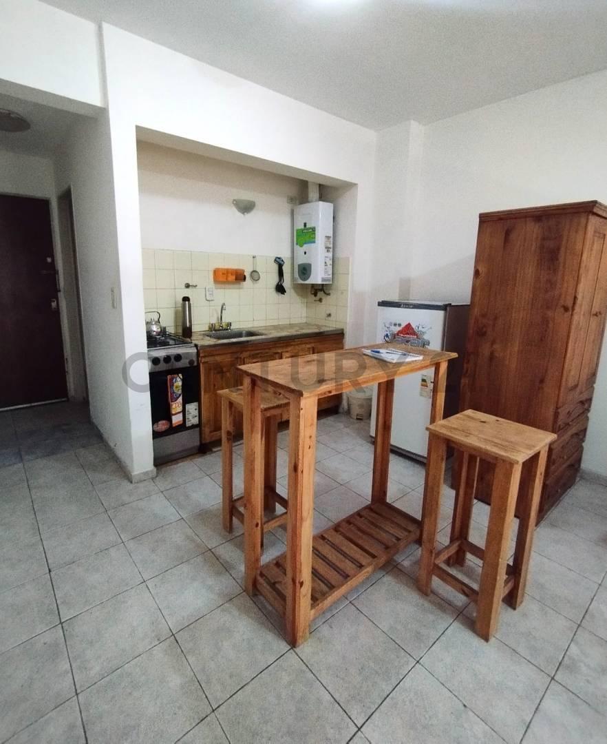 Foto de Venta Departamento Monoambiente Monserrat Balcón Frente, imagen 1