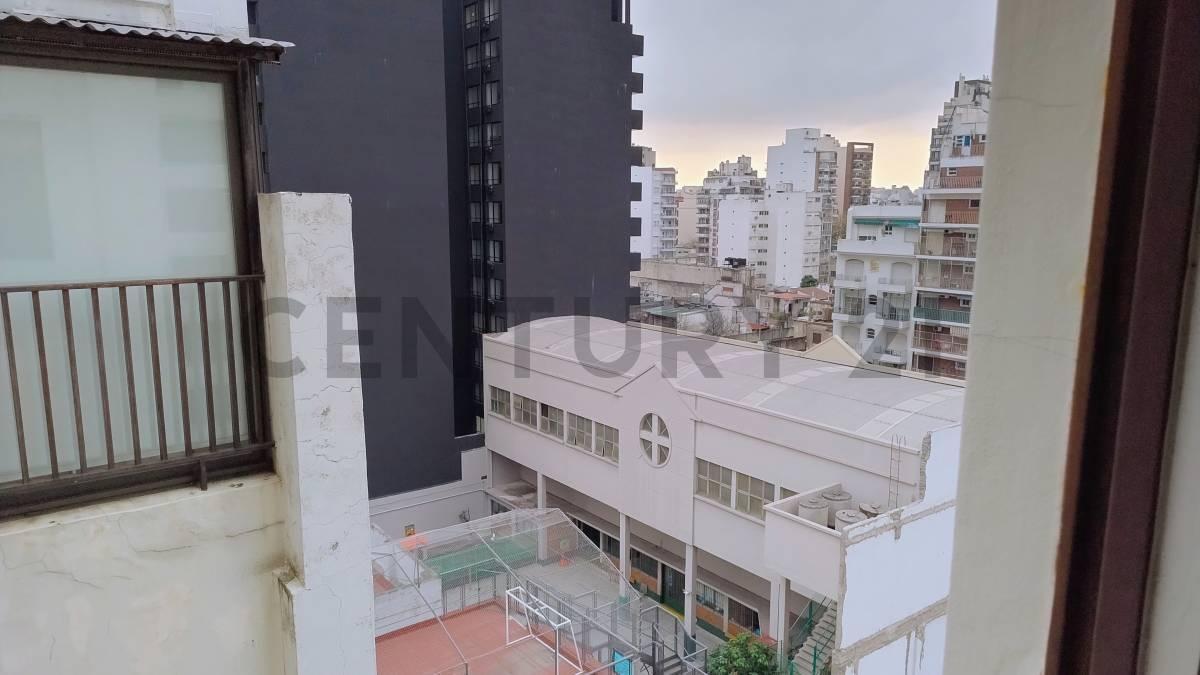 Foto de Venta Caballito 2 Ambientes Cochera Muy Luminoso Apto Crédito, imagen 2