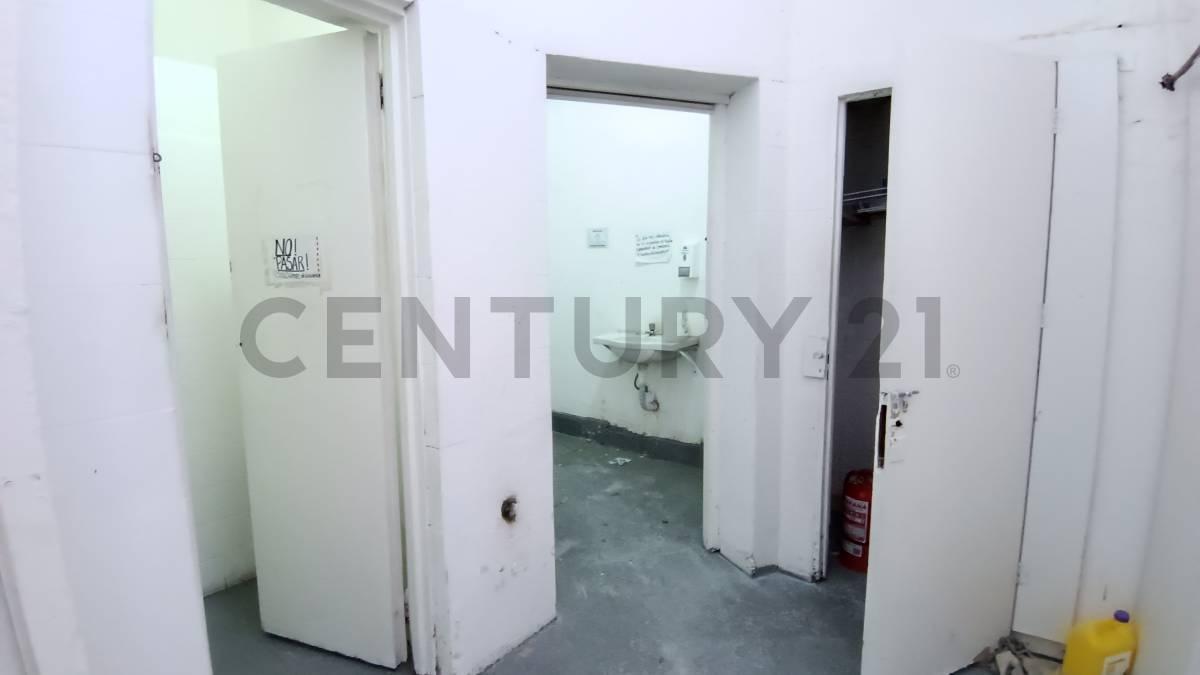 Foto de Alquiler local comercial Av. Rivadavia y Nazca, imagen 4