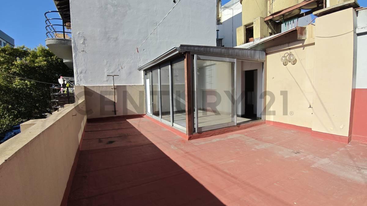 Foto de VENTA PH 3 Ambientes Floresta Norte 3 Pisos Cochera Departamento Terraza, imagen 2