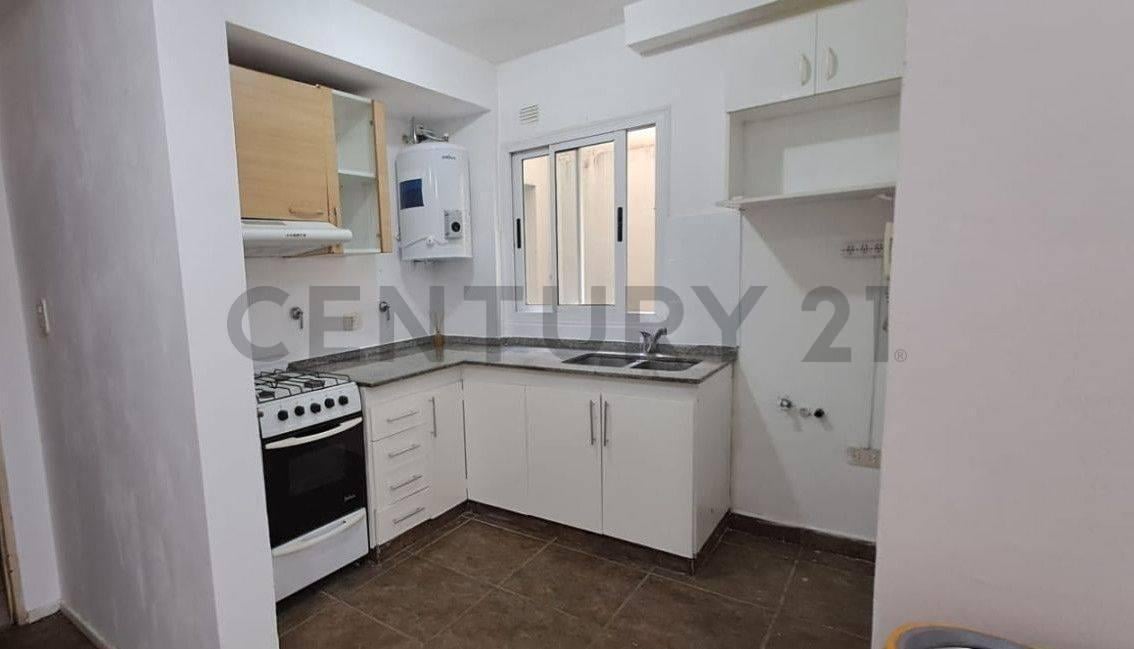 Foto de Venta Departamento 3 Ambientes Monte Castro APTO CREDITO, imagen 5
