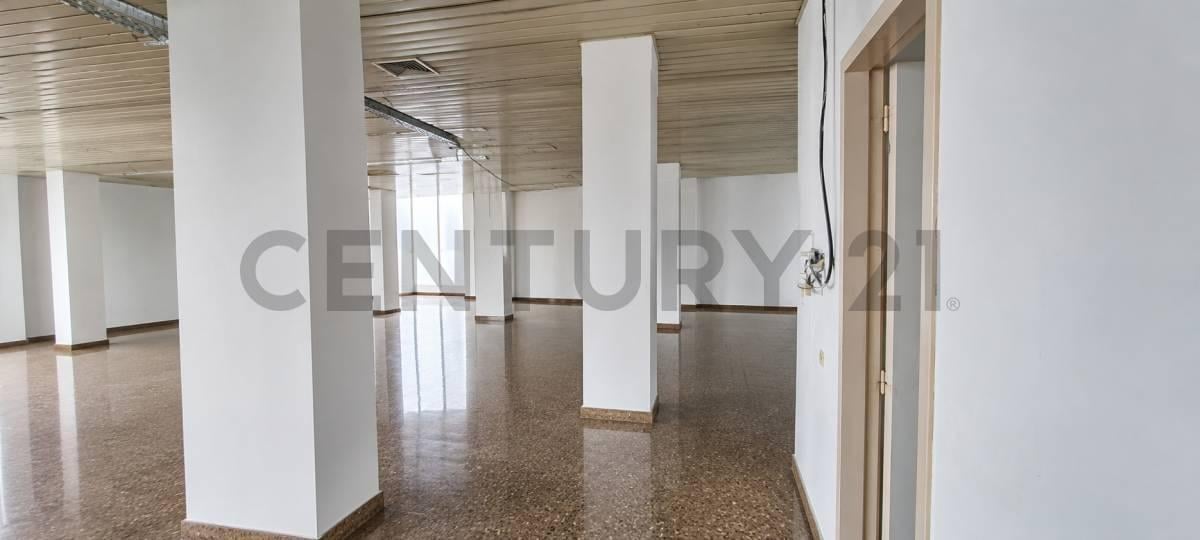 Foto de OPORTUNIDAD! VENTA DEPARTAMENTO 4 AMBIENTES 134m2 - IDEAL PARA, imagen 1