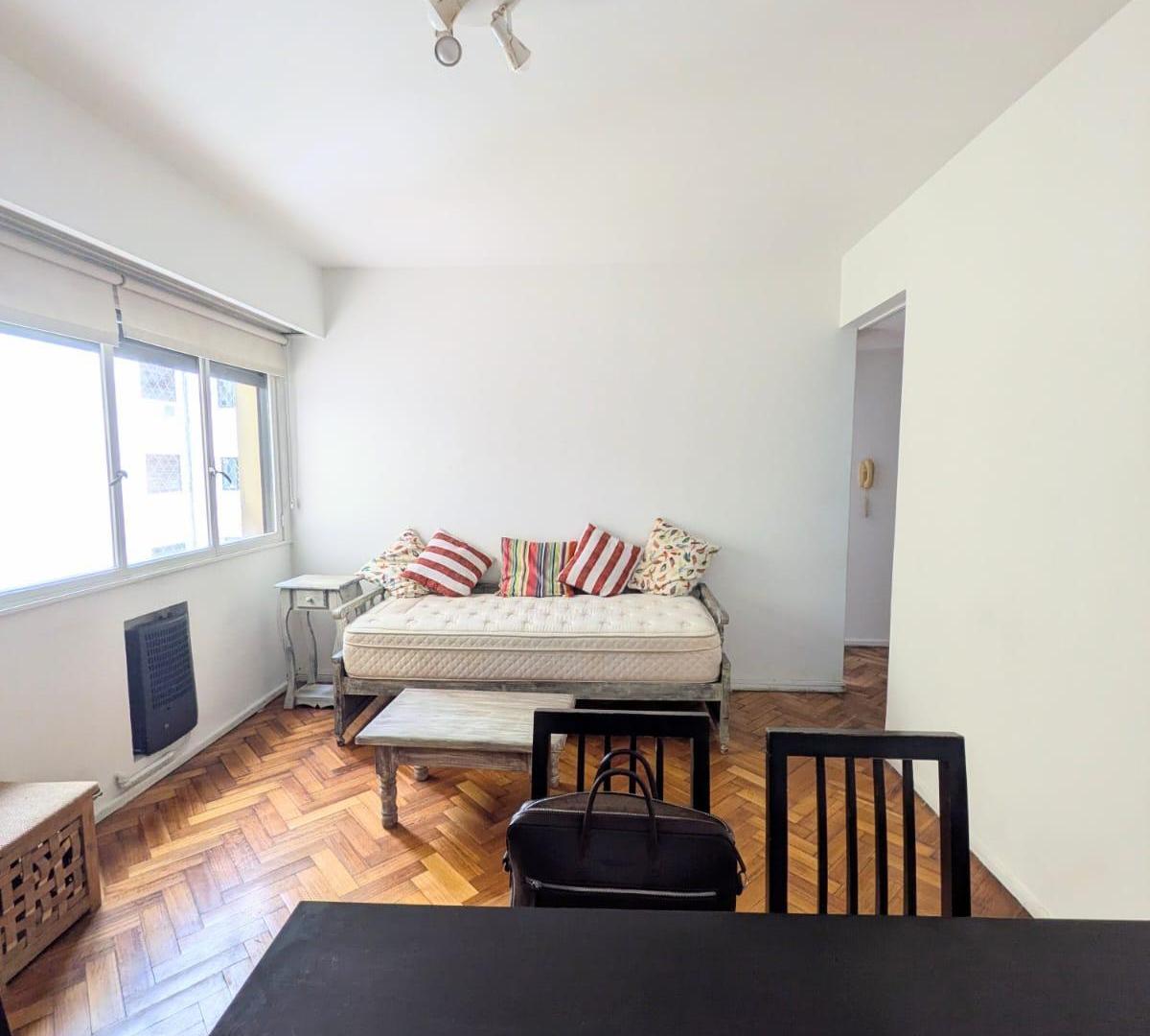 Foto de Venta Departamento 2 Ambientes en Recoleta, muy luminoso, imagen 3