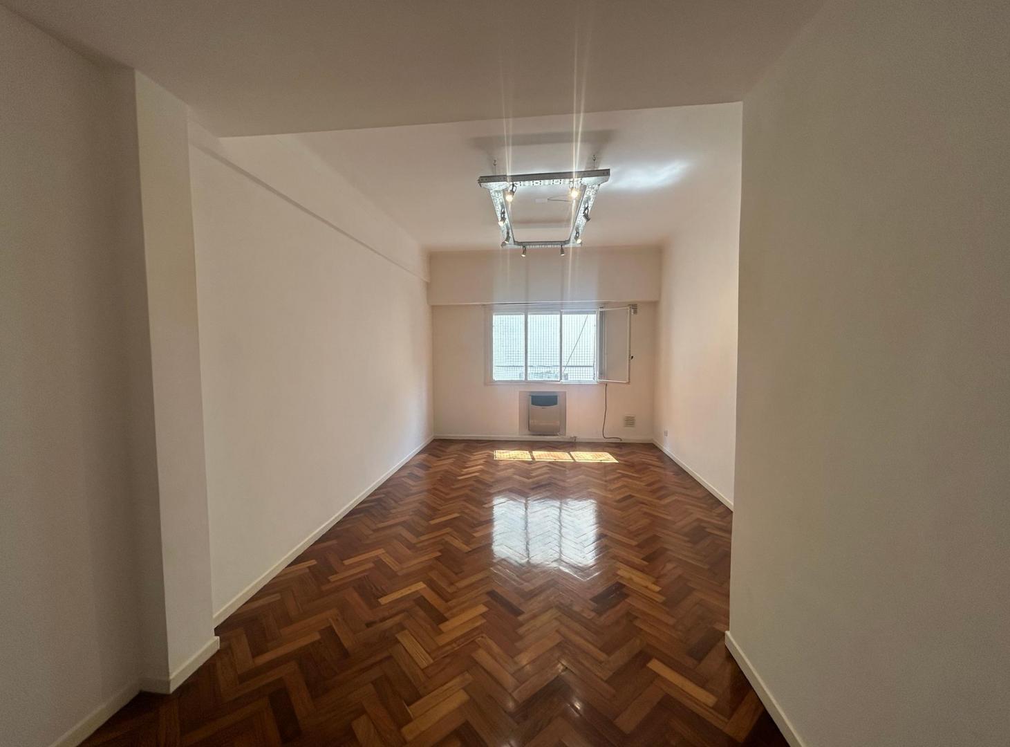 Foto de VENTA DEPARTAMENTO 3 AMBIENTES MUY LUMINOSO BELGRANO, imagen 2