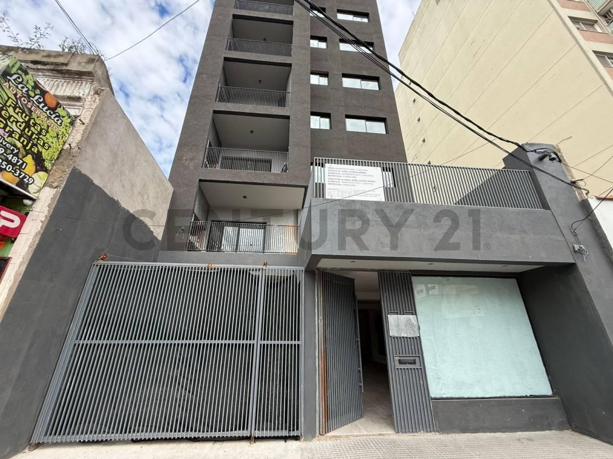 Venta Departamento 3 Ambientes en Caseros + Cochera a Estrenar