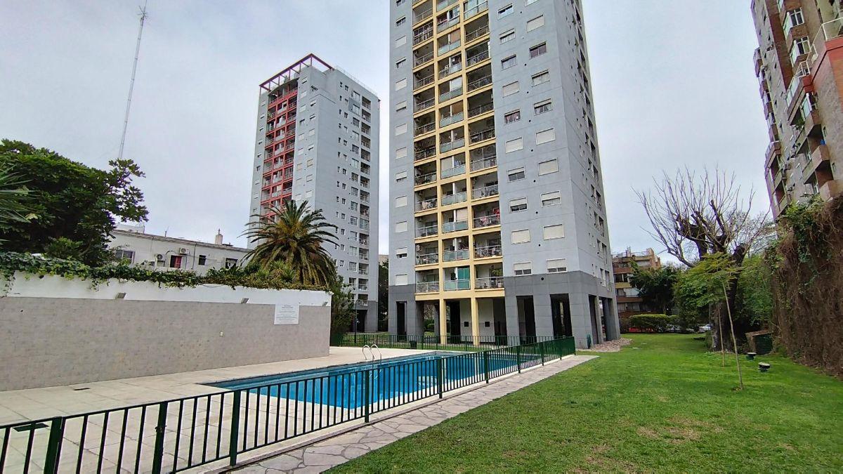 TORRES DE WASHINGTON.PISCINA EN JARDIN.CABINA DE VIGIL. POR AMBAS CALLES.PARRILLA.JUEGOS PARA NIÑOS