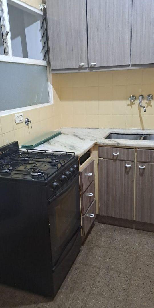 Foto de Exelente Ubicacion, Tres ambiente al frente,Bajas expensas., imagen 4