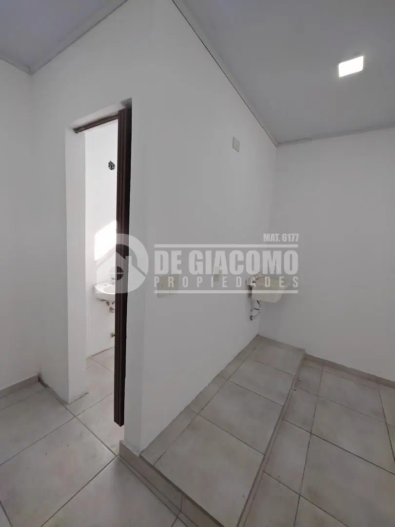 Local  en Alquiler en Del Viso, Pilar, G.B.A. Zona Norte 3
