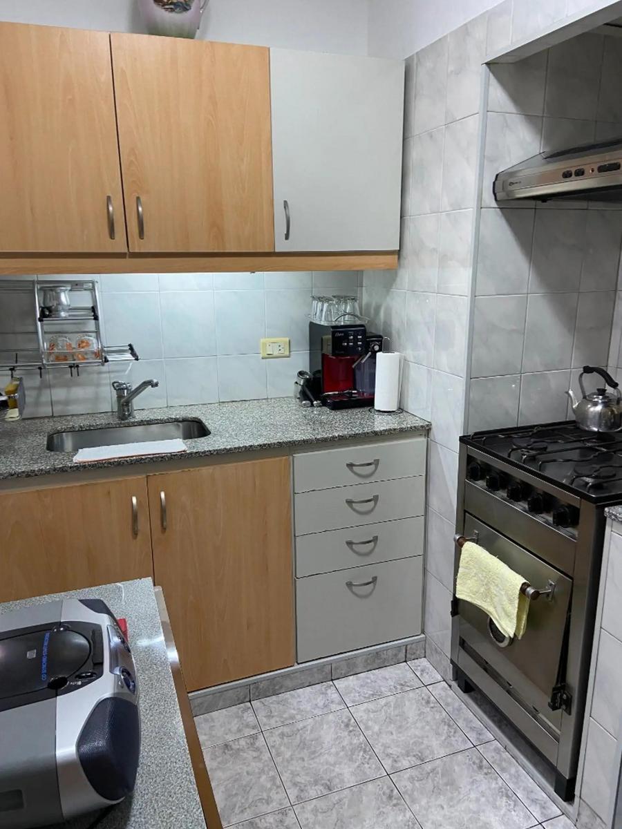 Venta Departamento 4 Ambientes Parque Patricios 2