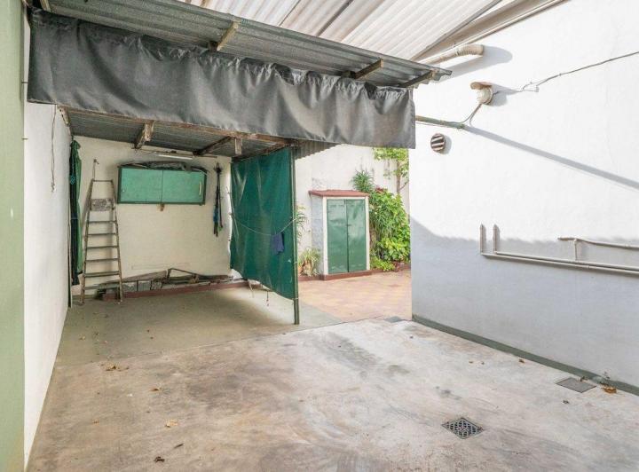 CASA DOS PISOS LOTE PROPIO 220 MTS. - FLORIDA O. 5