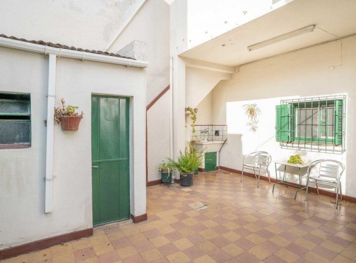 CASA DOS PISOS LOTE PROPIO 220 MTS. - FLORIDA O. 1