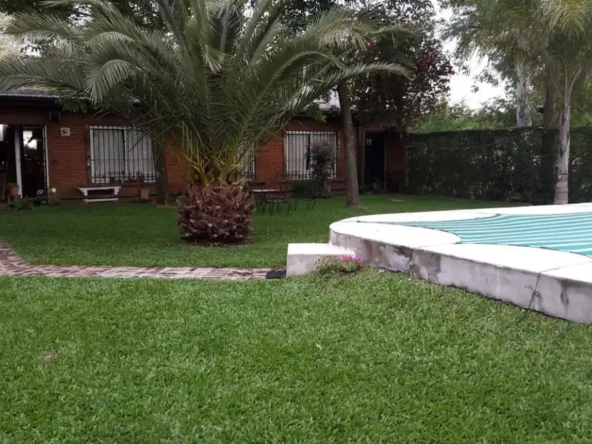 CASA QUINTA CON GRAN LOTE 2