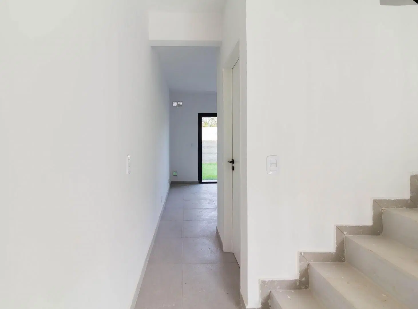 Duplex a estrenar 3 amb. San Miguel 3