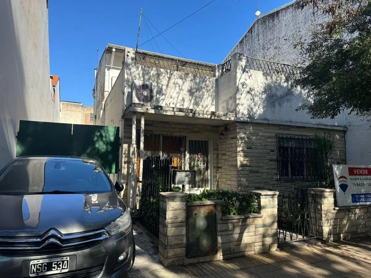 CASA 3 AMB+DEPTO 2 AMB+ GALPON HAB. EN VENTA! 4