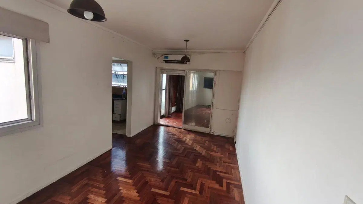 Venta depto 2 ambientes balcón Balvanera 3