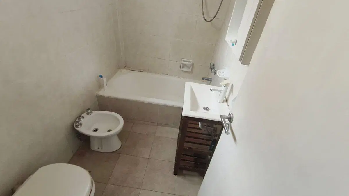 Venta depto 2 ambientes balcón Balvanera 5