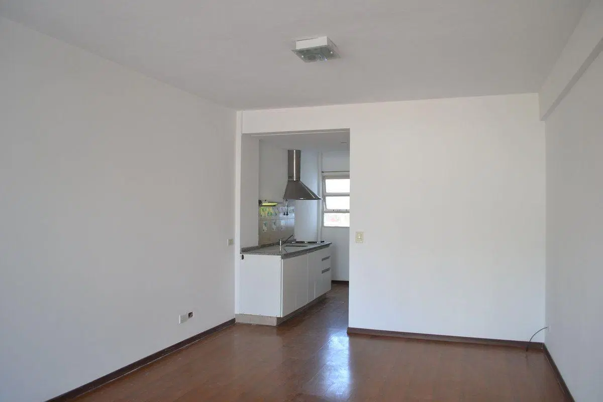 VENTA MONOAMBIENTE MONSERRAT IDEAL INVERSIÓN 8