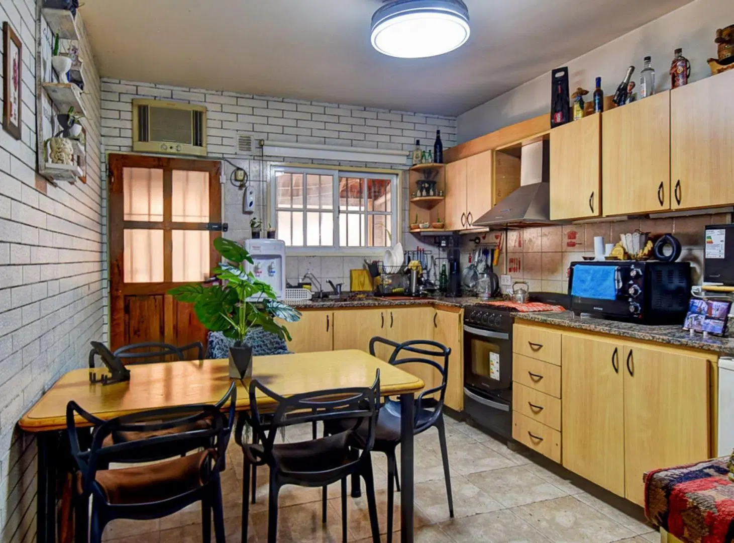 CASA TRIPLEX 4 AMBIENTES EN VENTA VILLA BALLESTER 4