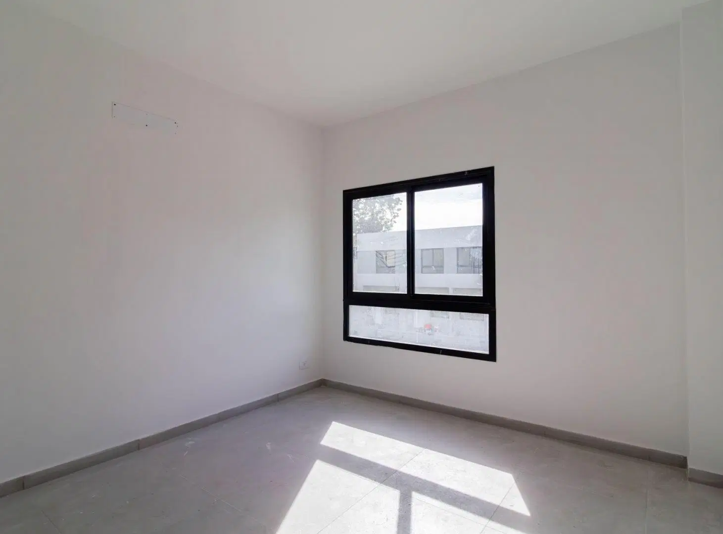 Duplex a estrenar 3 amb. San Miguel 3