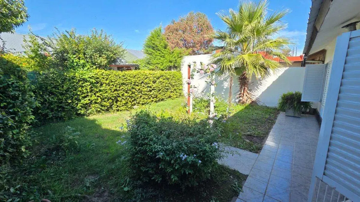 Casa 3 ambientes en Altos de Podesta con jardin 4