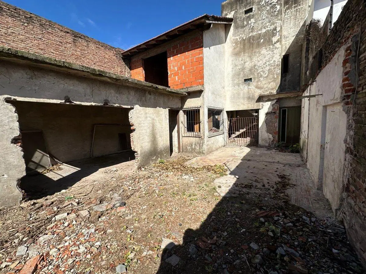 TERRENO EN VENTA 320 CONSTRUCCION IDEAL DESARROLLO 8