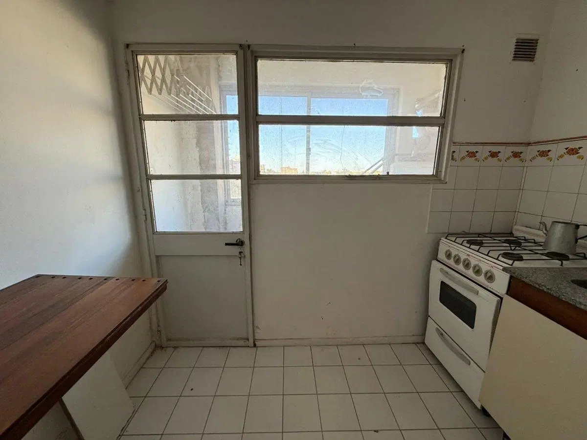 VENTA DEPTO 3 AMB BALLESTER CENTRO 3