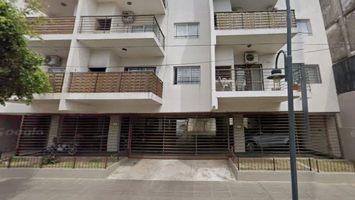 VENTA  COCHERA TECHADA MUNRO 1